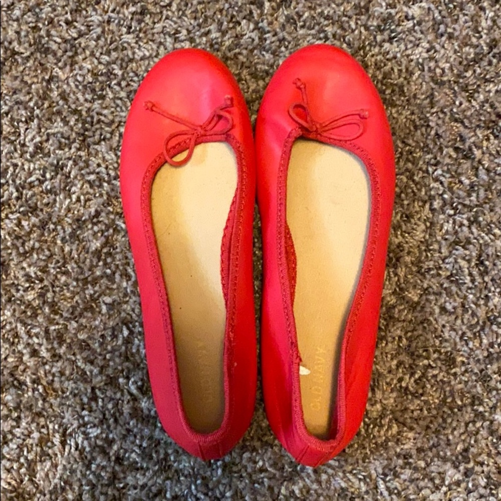 Old navy flats